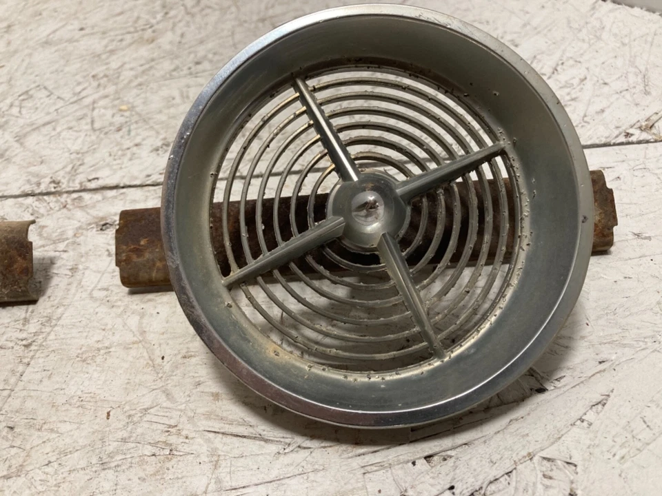 Pontiac Safari 1969 parrilla emblemas insertos OEM Foto 3 de 4