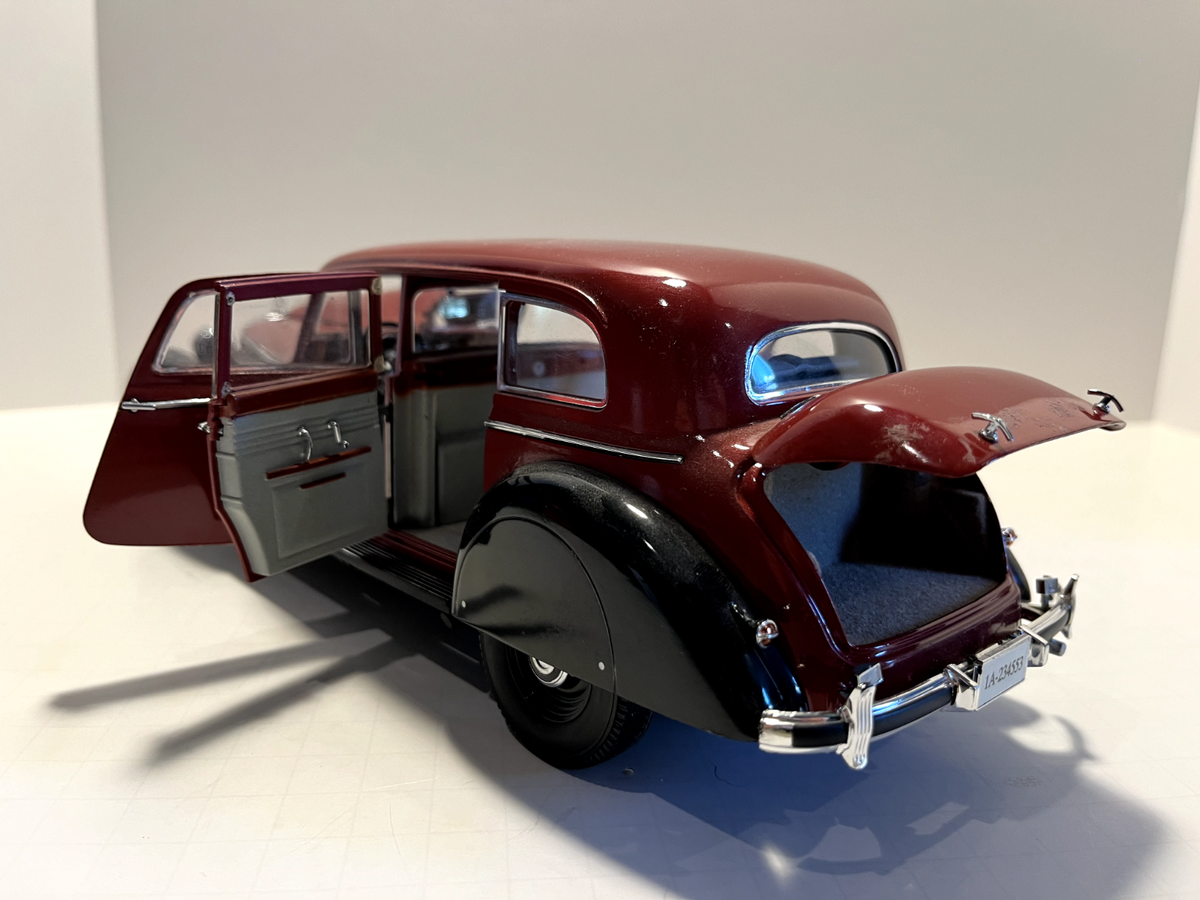 1:18 Signature Models Premier 1930 Mercedes Benz 770K *Rare Red