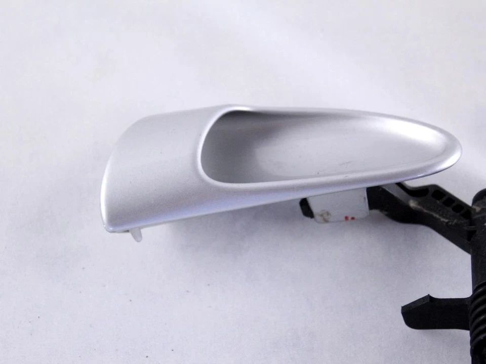 99755546201V05 Handle Internal Connector Front Right Porsche Cayman 987 MK2 2 - Image 3 of 4