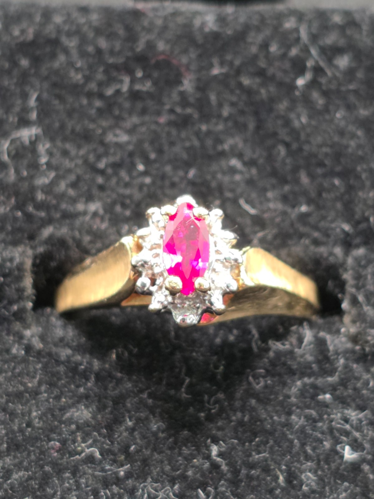 Solid 10K Yellow Gold Ruby Diamond Ring Size 6.25… - image 8