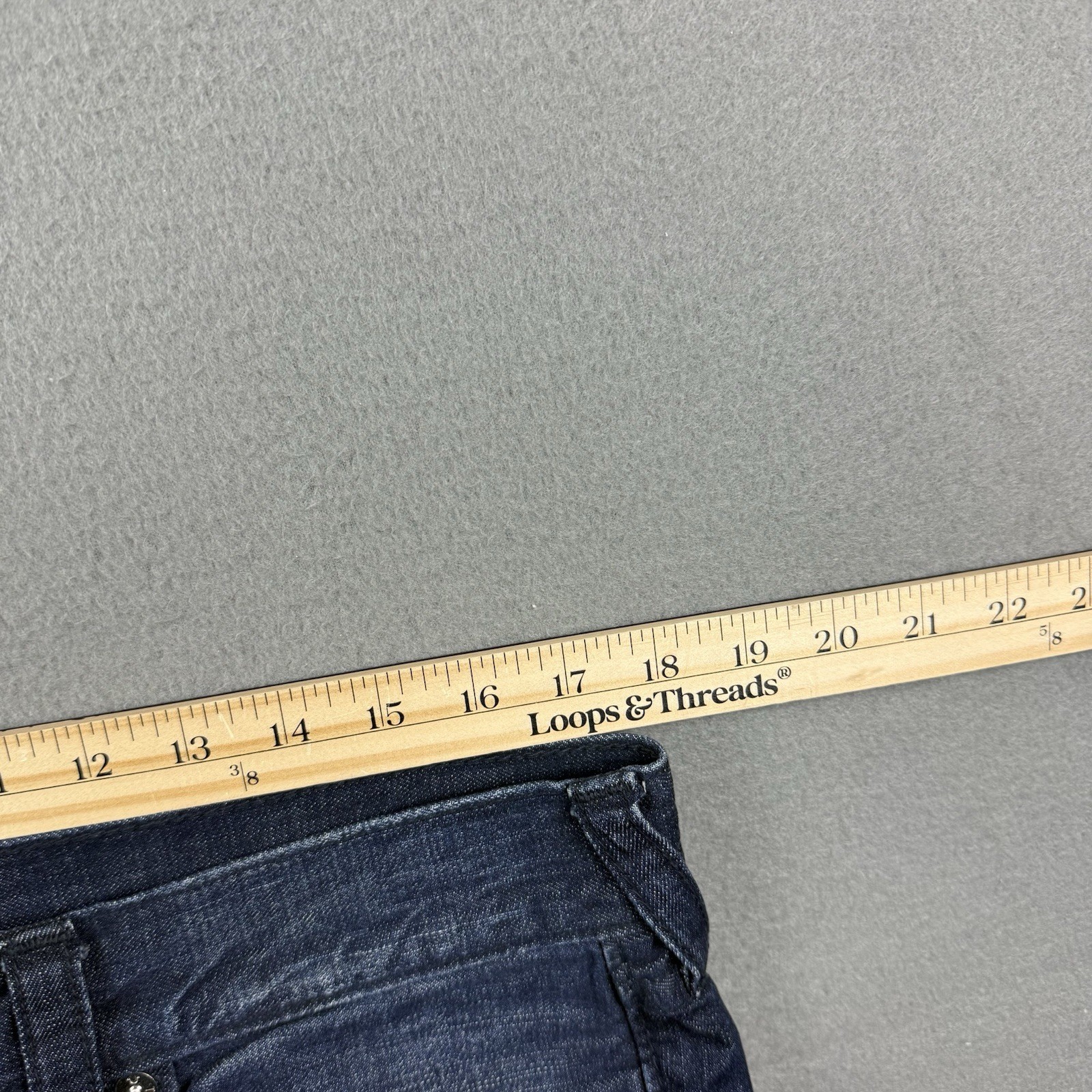 True Religion Jeans Men's 33 (Fits 35x34) Skinny Flap Pockets Blue Embroidered