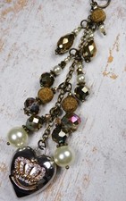 Heart Crown Crystal Glass Brass Beaded Handmade Purse Charm Bag Clip Ivory Gold