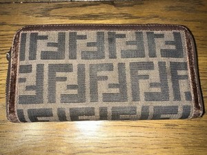Fendi Round Zipper Long Wallet FF Zucca Pattern 2268-30978-018 Women Accessories