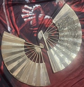 Vintage Solid Brass Asian Style Hand Fan Raised Phoenix Dragon Wall Decor Set