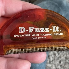 D*Fuzz*It Sweater & Fabric Comb oak Hill 1010 third ave New York