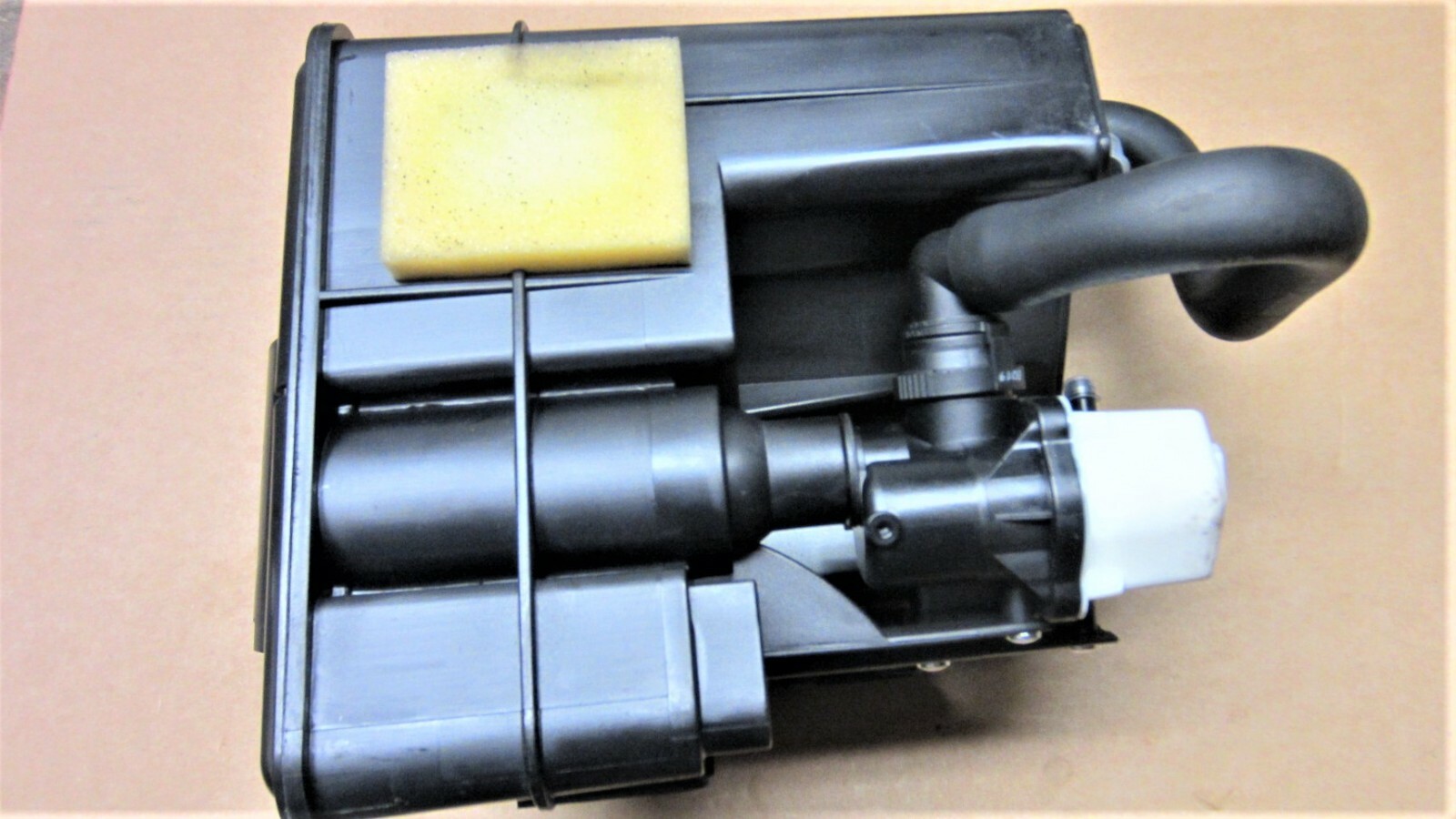 16-21  McLaren MP4-12C Fuel Vapor Charcoal Canister Used P/N 11K0057CP OEM NICE