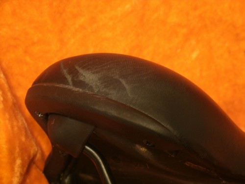 Schwinn Embossed Seat / Saddle - Made by Velo - Picture 5 of 6