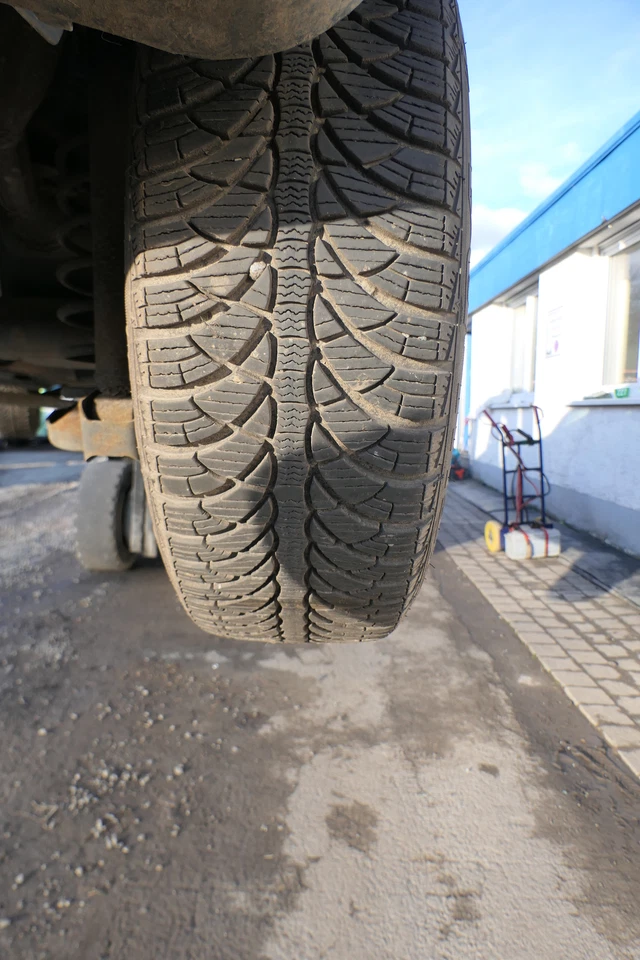 2x Polo 6R 9N Ibiza Felgen 185/60 R14 82T Winterreifen M+S 6jx15 ET38 Reifen 7mm - Bild 2 von 4