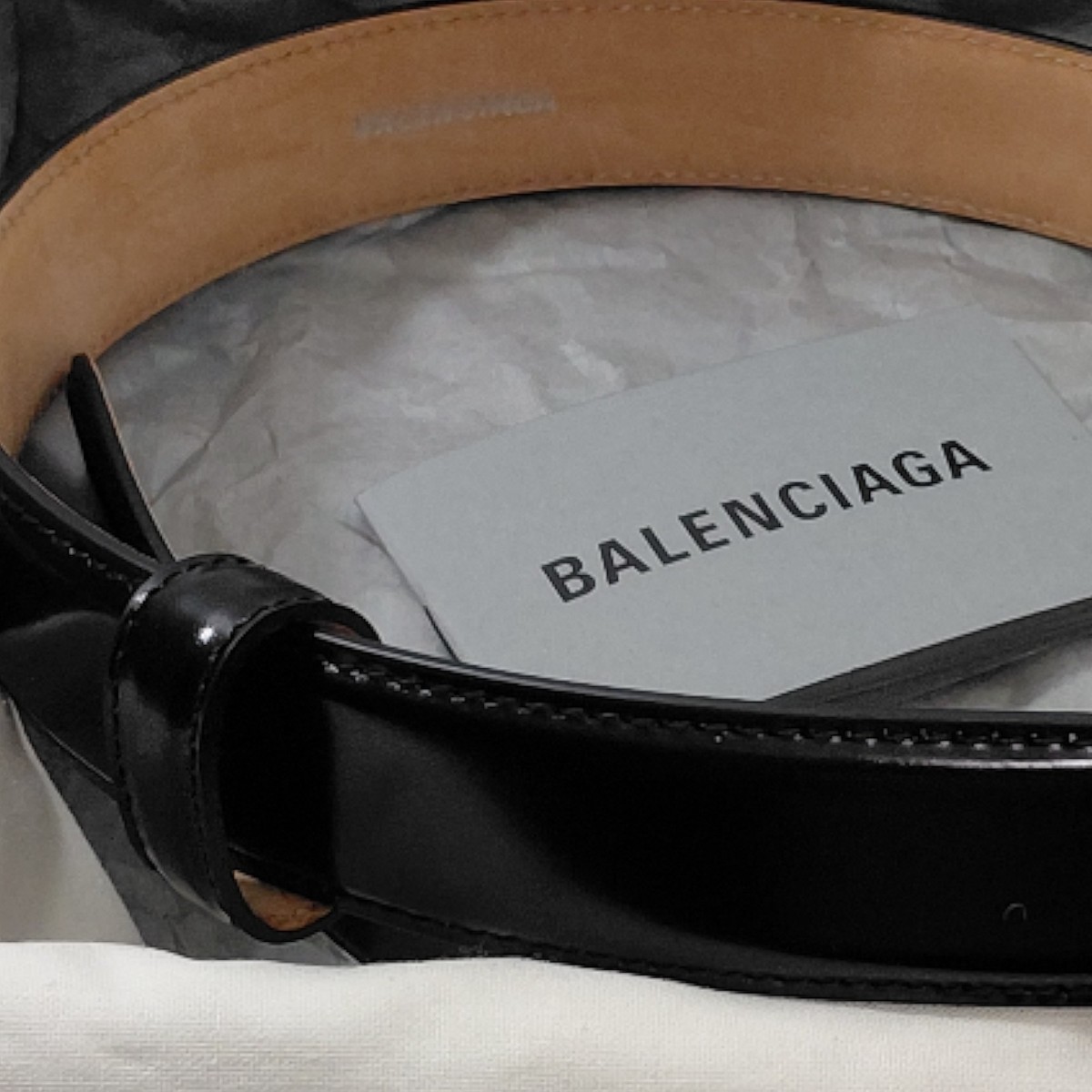 Balenciaga 32