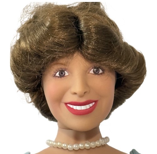 Effanbee Doll Company Legend Series Gracie Allen 16 Zoll Puppe mit Ständer - Bild 2 von 13