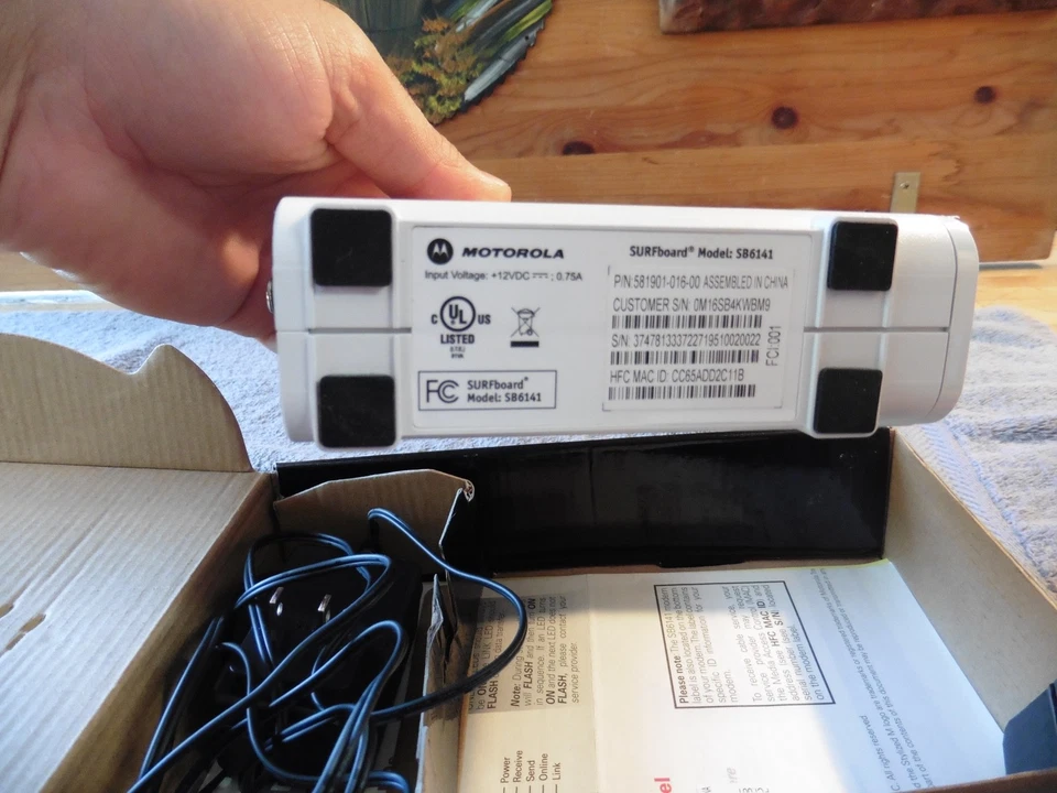 Motorola Arris SB6141 Wired Surfboard 8x4 Docsis 3.0 High Speed Cable Modem Home - Image 4 of 4