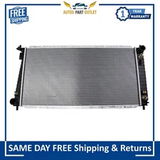 New Radiator For 1999-2003 Ford Expedition Lincoln Navigator