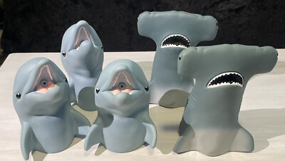FLIPPER the Movie Scar Hammerhead Shark Rubber Hand Puppet Pizza