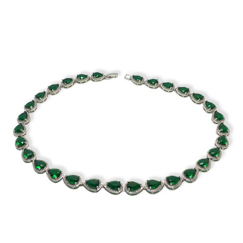 White gold finish Green Emerald And Pear Cut Pendant necklace - Picture 2 of 5