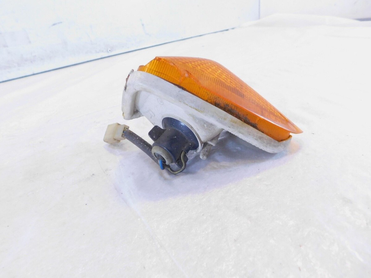 1990-1993 Kawasaki Ninja ZX6 ZX600D Front Right Turn Signal