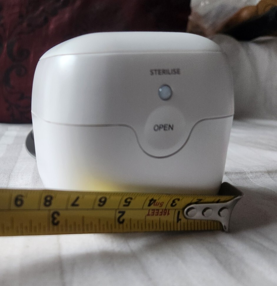 Nuby Uv Dummy Steriliser Nuby UV Dummy Steriliser Kills Of