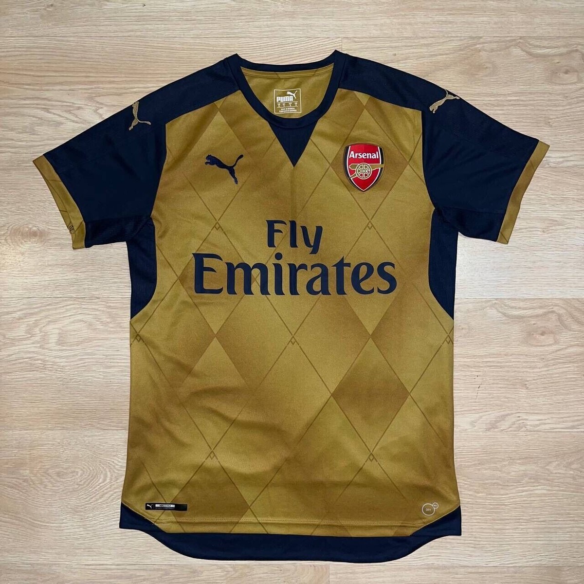 ARSENAL PUMA 2015/2016 FOOTBALL AWAY JERSEY SIZE “S” 747568 SOCCER