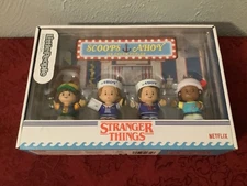 Little People Collector Stranger Things Scoops Ahoy Ice Cream Parlor