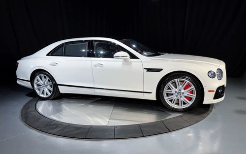 2023 Bentley Flying Spur V8 Sedan 4D