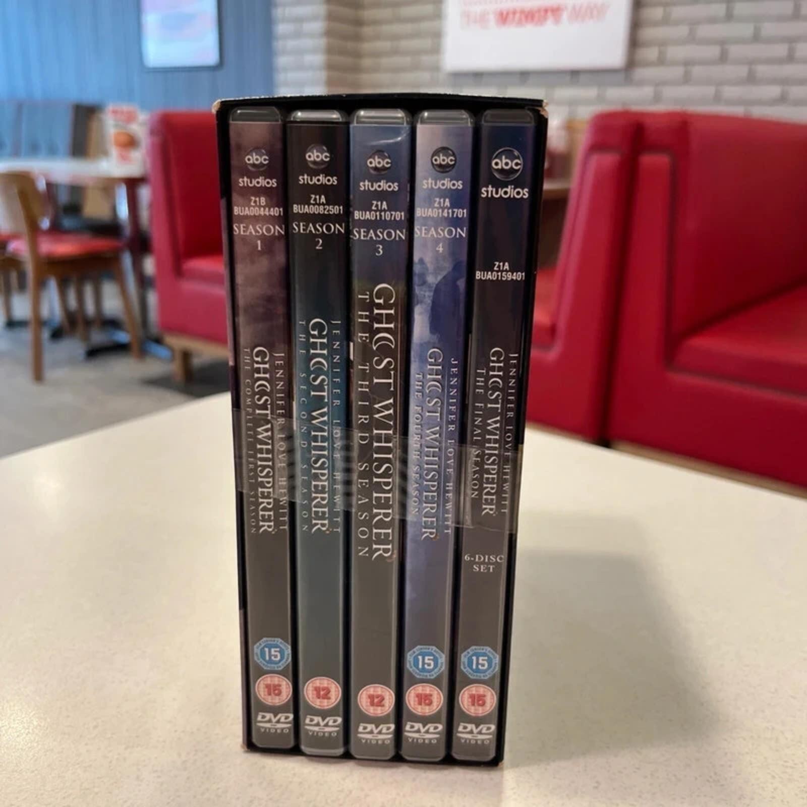 Ghost Whisperer Jennifer Love Hewitt Complete Collection Seasons 1-5 Box Set image 5