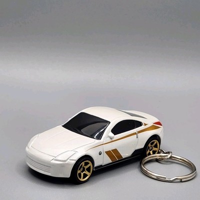 Nissan 350Z White Custom 1/64 Scale Diecast Model  AWESOME GIFT  
