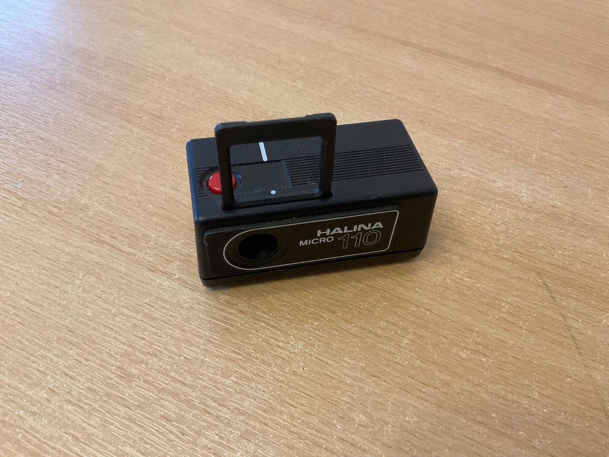 VINTAGE ESSO HALINA MICRO 110 NOVELTY CAMERA AS SHOWN UK