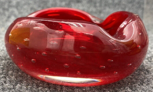 Red Controlled Bubble Art Glass Ashtray Paper Weight 4" - Picture 7 of 16