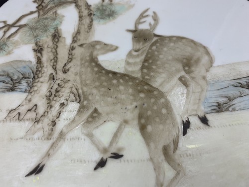 Chinese Round Porcelain Plaque Deers Pine Trees Qianjiang 清代浅绛彩 松鹿图 瓷板 - Picture 2 of 6