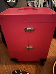 Pink Rolling Makeup Trolley Case, Lockable, Expandable, Faux Leather, Handle