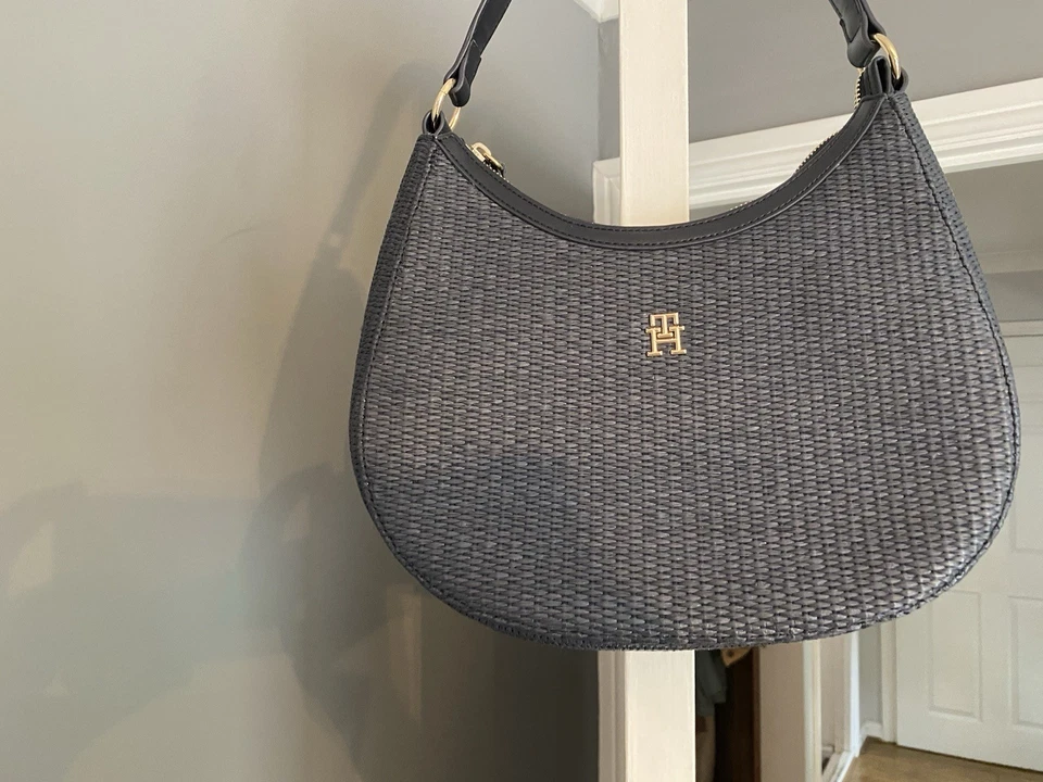 Tommy Hilfiger City Raffia Medium Shoulder Bag Navy New RRP£130 - Image 3 of 4