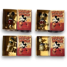 YOUNG EPOCH DISNEY MICKEY MOUSE and Friends Minnie Pluto Donald Wooden Toy Figue