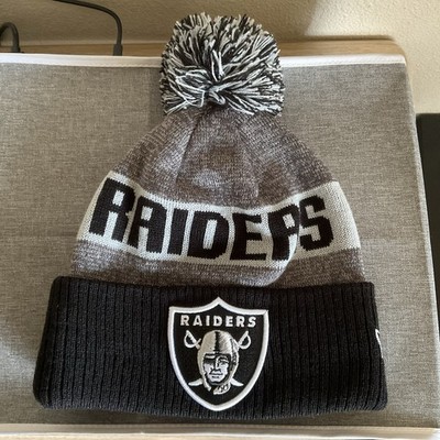 Oakland Las Vegas Raiders New Era NFL Pom Knit Cuffed Beanie