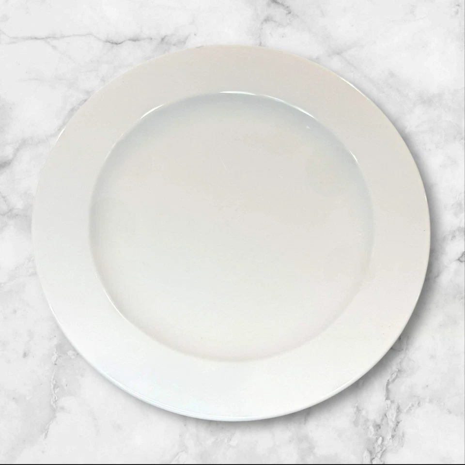 Crate & Barrel Diner White Dinner Plates | Set of 5 | Excellent Condition - Image 3 of 4