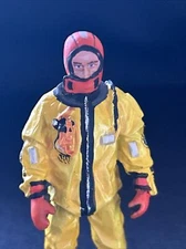 1/32 DELPRADO COLLECTION FIREFIGHTER DIVER WITH ANTI-COLD DRESS MONTREAL CANADA