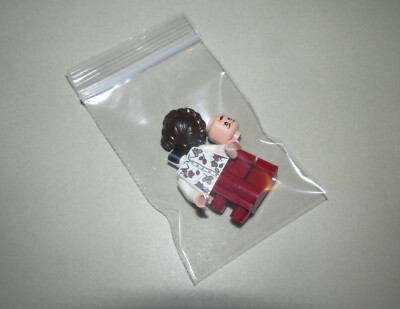 New Lego Harry Potter Petunia Dursley Minifigure from 4 Privet Drive Set 75968