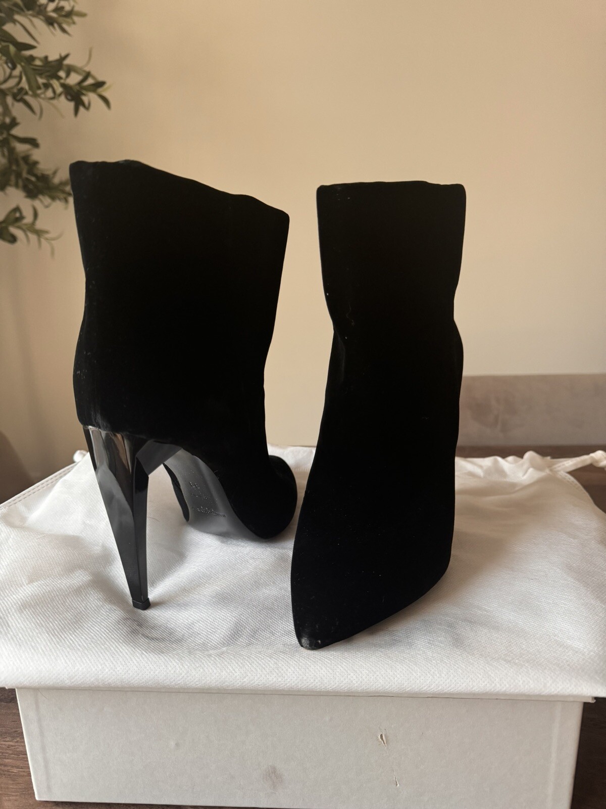 STIVALI SAINT LAURENT NERI FREJA IN VELLUTO taglia 39