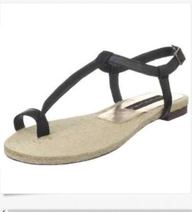 steve madden toe ring sandals