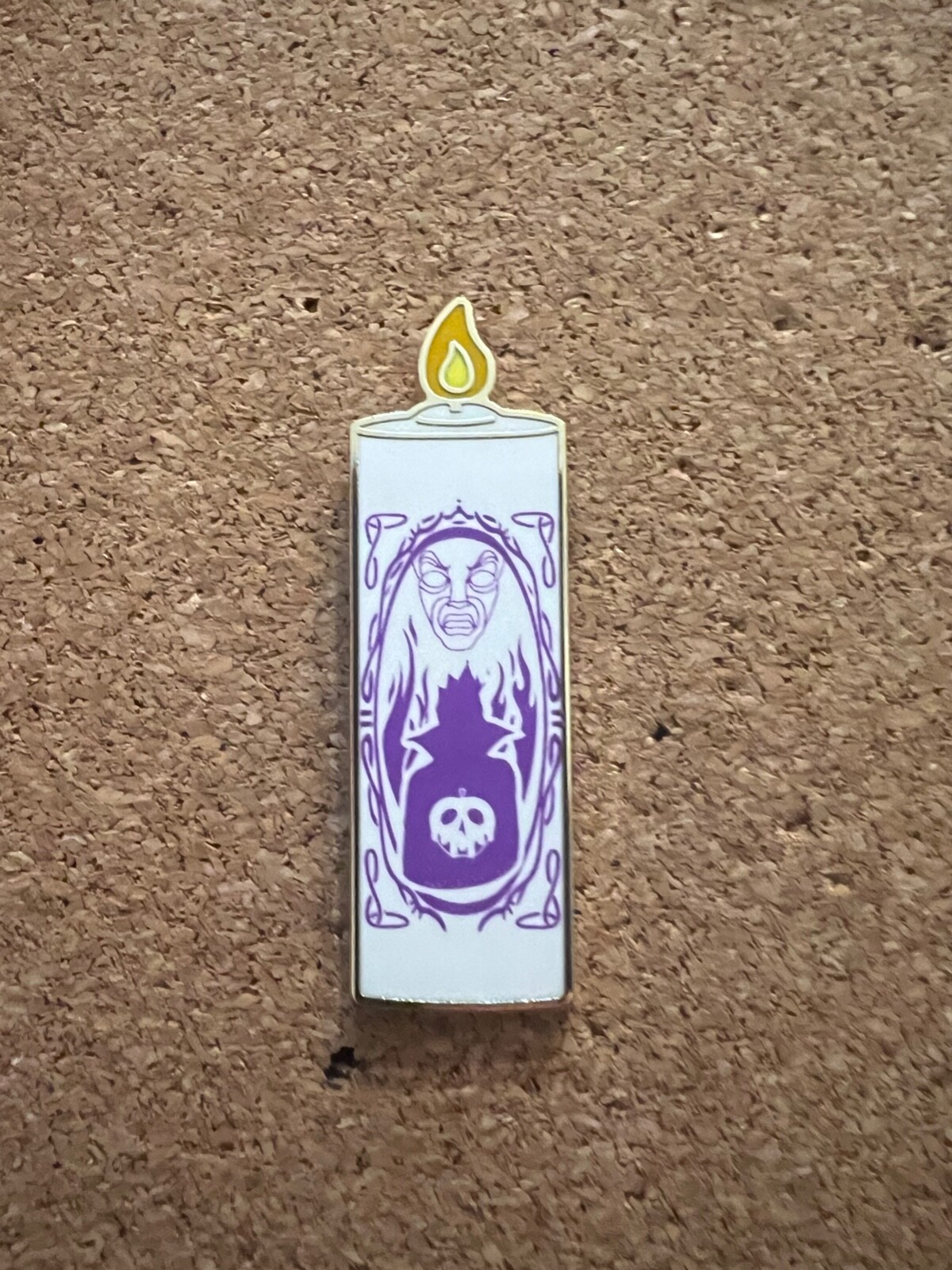 Disney Pin - Loungefly Villain Silhouette Candles - Evil Queen - NEW