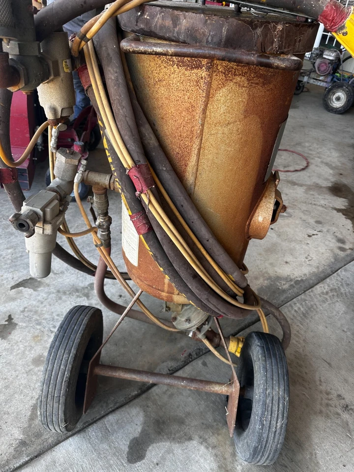 Máquina Clemco SandBlast (no estoy seguro si funciona) Foto 2 de 4