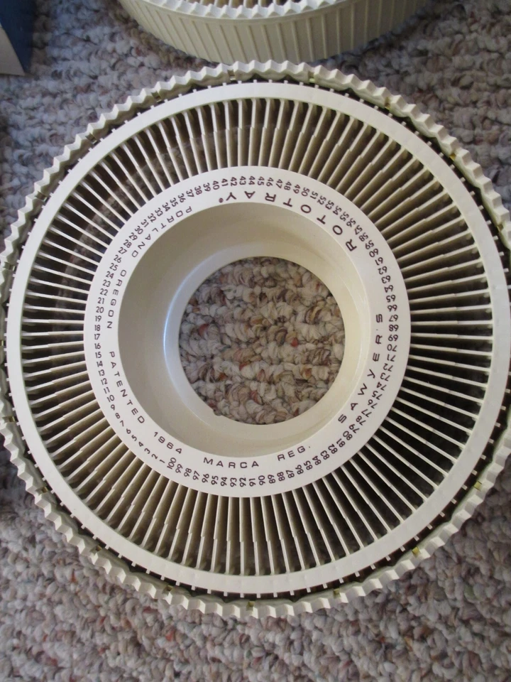 批量 2 个 Wards 旋转木马 100 个幻灯片托盘。 适用于病房、西尔斯、美能达、尼康、GAF — 第 4/4 张图片