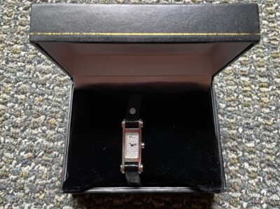 クリスチャン・ディオールChristianDior100m Christian Dior Diamond Ladies Watch - D106 - 100 - Water Resistant