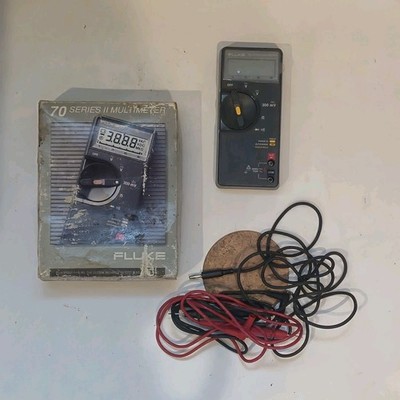 Vtg Fluke 70 Series II Multimeter Tested Working With Box & Accessories 