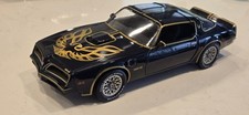**READ** 1/18 Greenlight 1977 Pontiac Firebird Trans Am Black Golden Eagle Hood