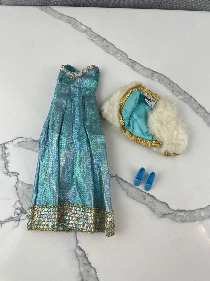 neon bodycon dress – Femmi Accessories SIZE:1 model:jade Sapphire blue modest Maternity