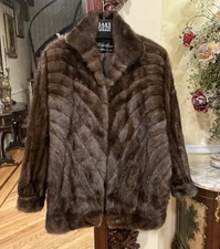 Beautiful,  Real Mink Fur  SAKS Fifth Avenue Coat  Sz M/l