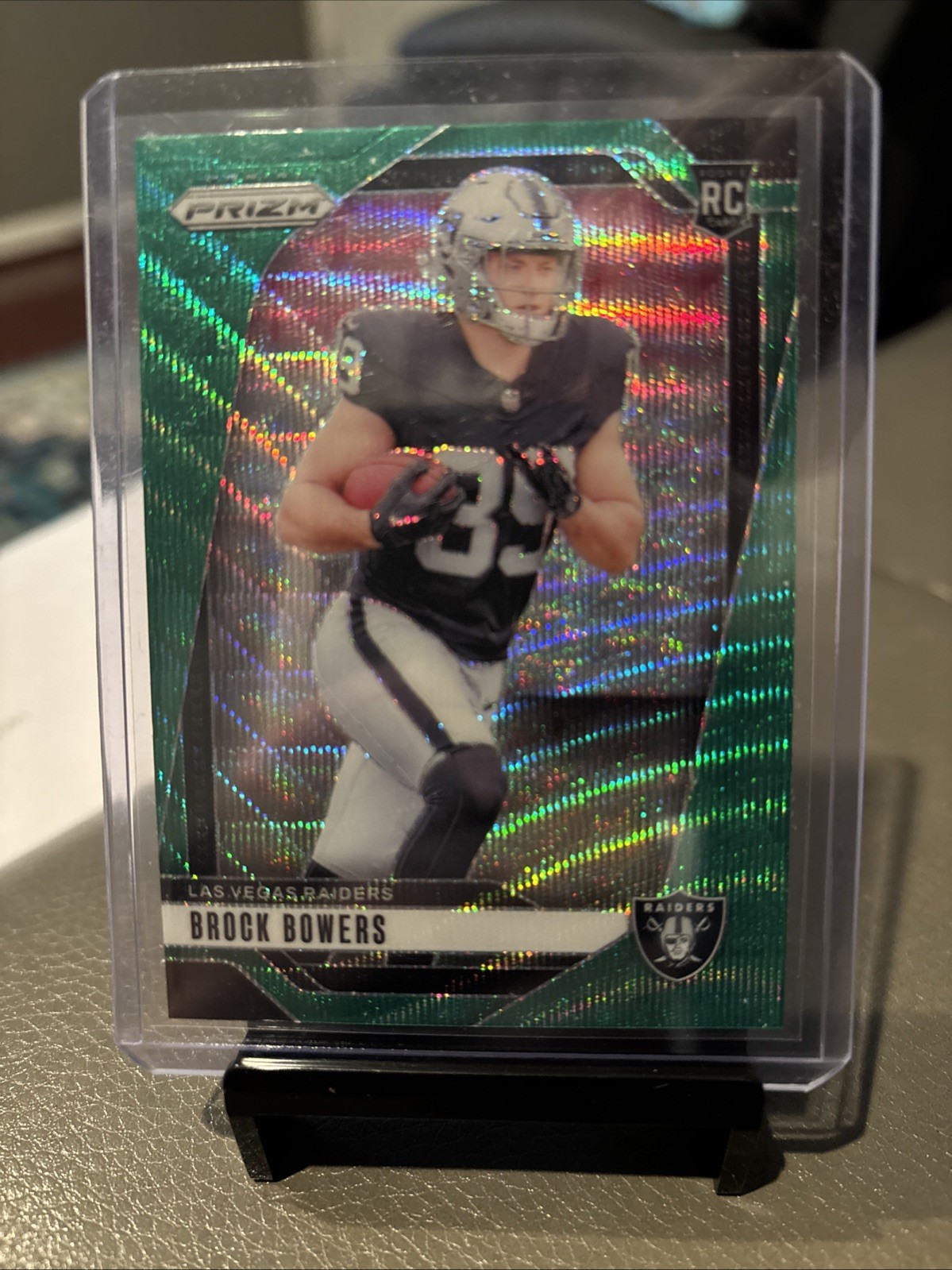 2024 Panini Prizm - Rookies Brock Bowers #315 Green Wave Prizm (RC)