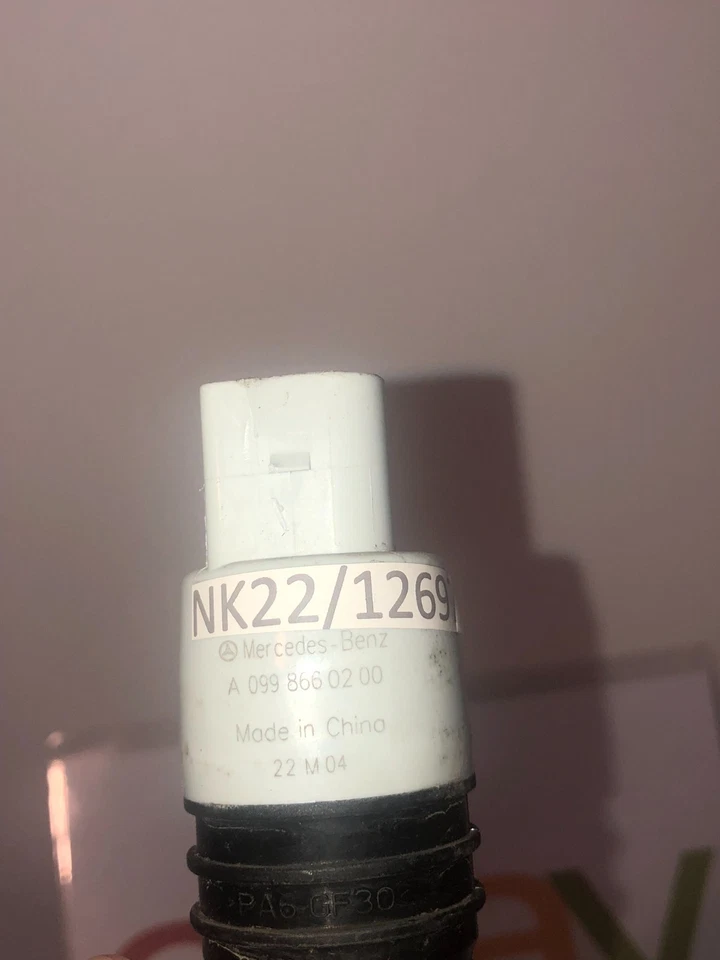 НАСОС ОМЫВАТЕЛЯ ВЕТРОВОГО СТЕКЛА MERCEDES-BENZ GLE 300D 2021 W167 AMG-LINE A0998660200 - Изображение 3 из 3