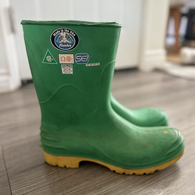 Bata Hazmax Green Rubber Work Boots Men's 12 Medium (D) EH MPN 19971