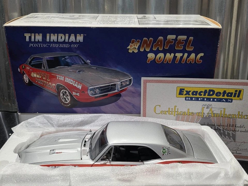 Exact Detail Tin Indian 1967 Pontiac Firebird 400 1:18 Diecast Race Car #401 - Image 2 of 4