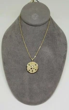 14k Yellow Gold Textured Sand Dollar Pendant 2.3 Grams